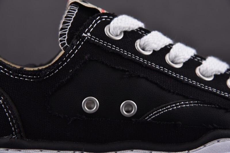 Ma1s0n Mihara Sneakers