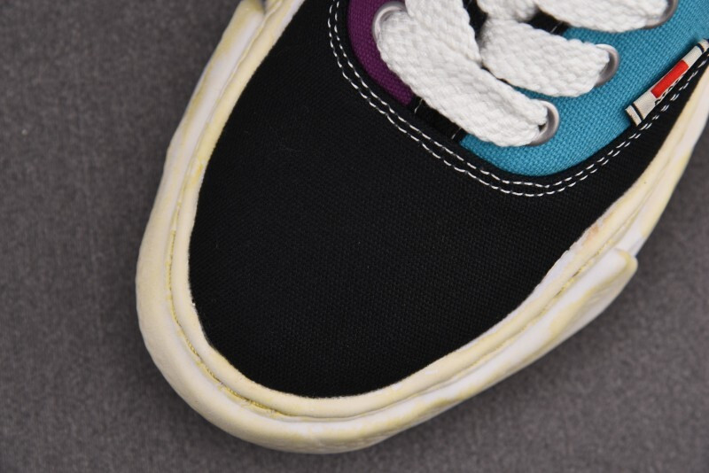Ma1s0n Mihara Sneakers