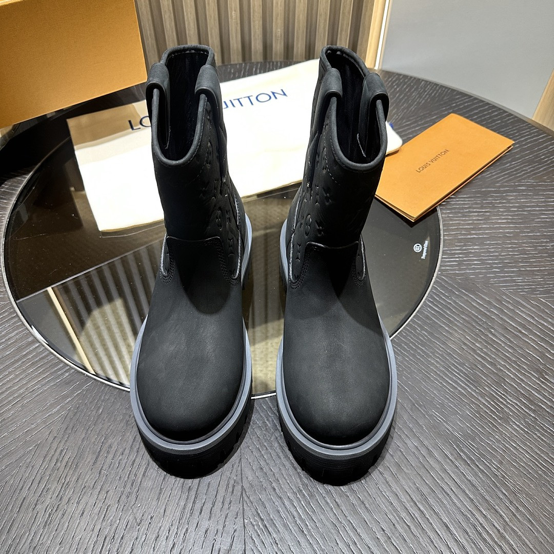 L*V BOOTS
