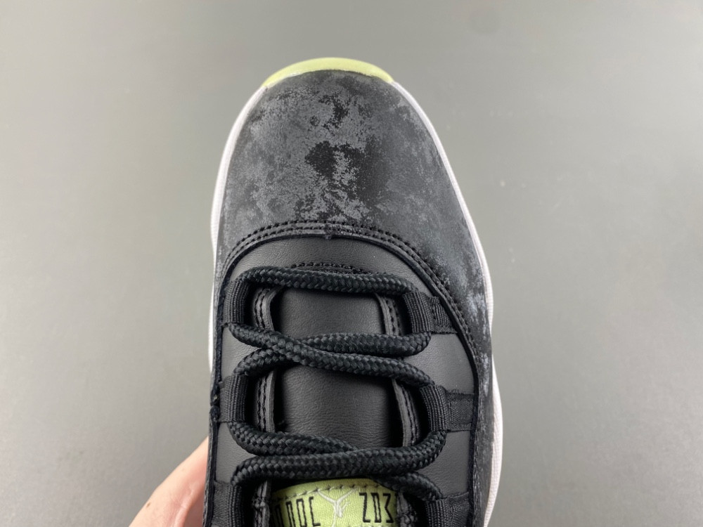 Air Jordan 11 “Sneaker School” IB1378-001