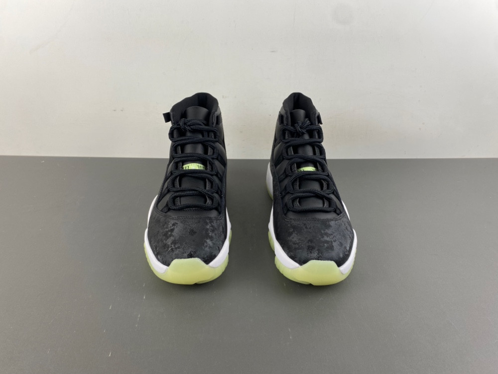 Air Jordan 11 “Sneaker School” IB1378-001