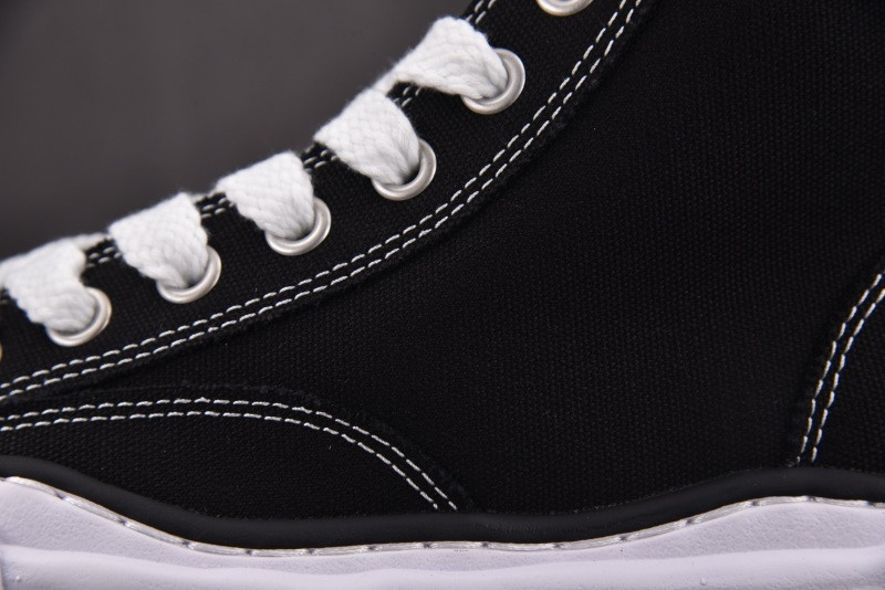 Ma1s0n Mihara Sneakers