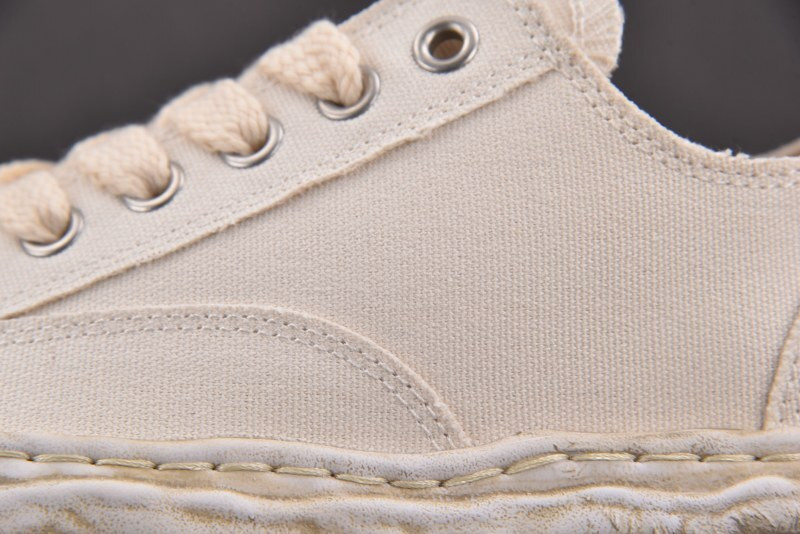 Ma1s0n Mihara Sneakers