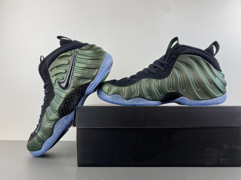 Nike Air Foamposite Pro “Pine Green” HF0794-300