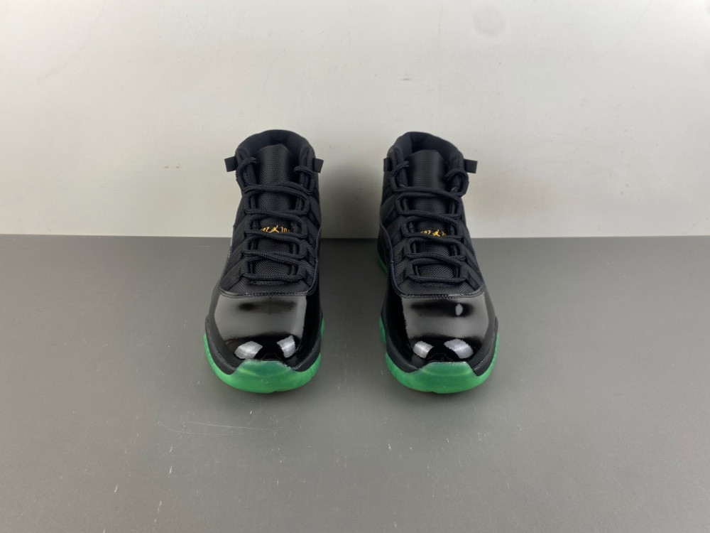 Air Jordan 11 Retro "Green Black" CT8012-037