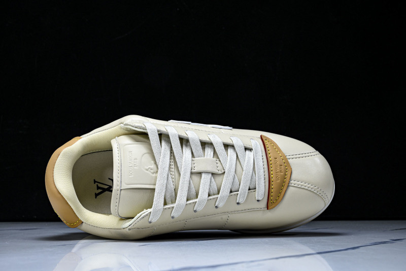 L*V Buttersoft Sneaker