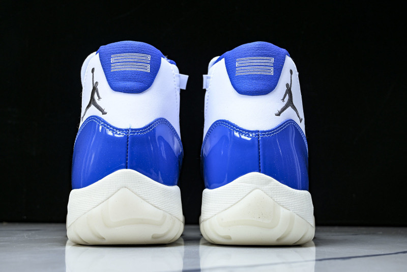Air Jordan 11 IO8959-133