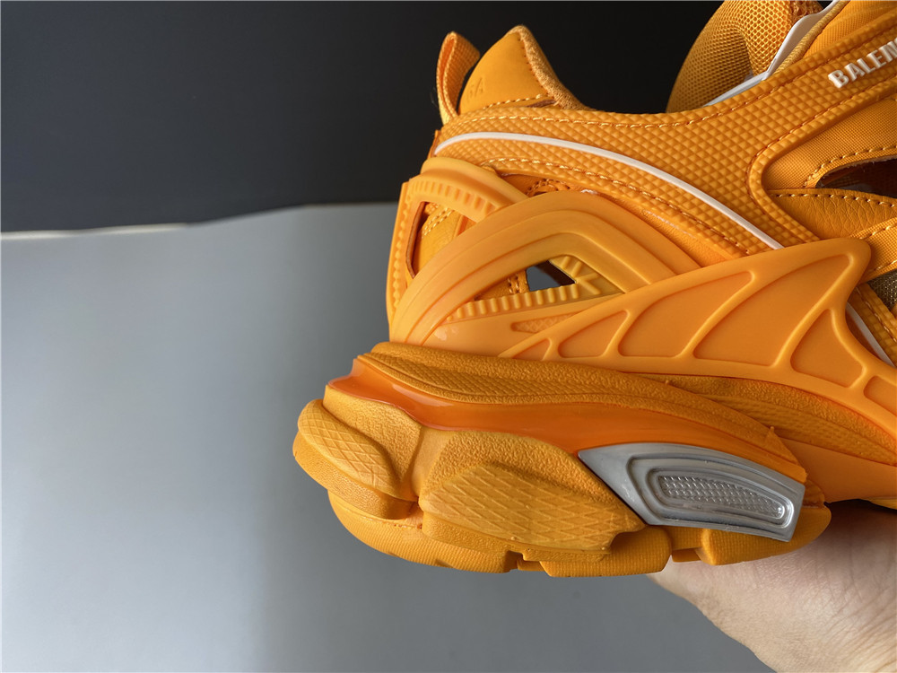 BLCG Track 2.0 568615-W2GN5-5817