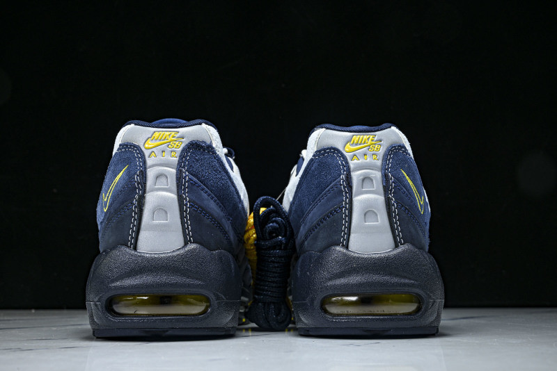 Eric Koston x Nike SB Air Max 95 HQ8492-400