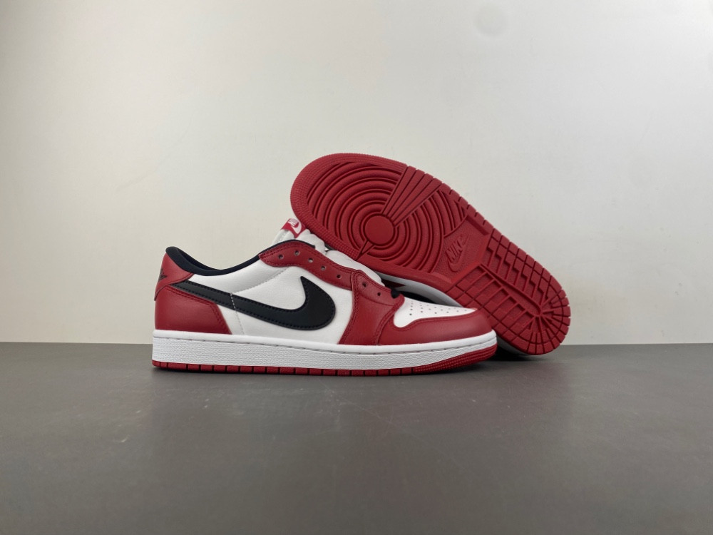 Air Jordan 1 Low OG “Chicago” HQ6998-600