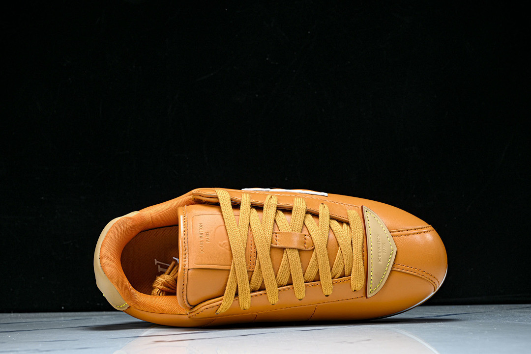 L*V Buttersoft Sneaker