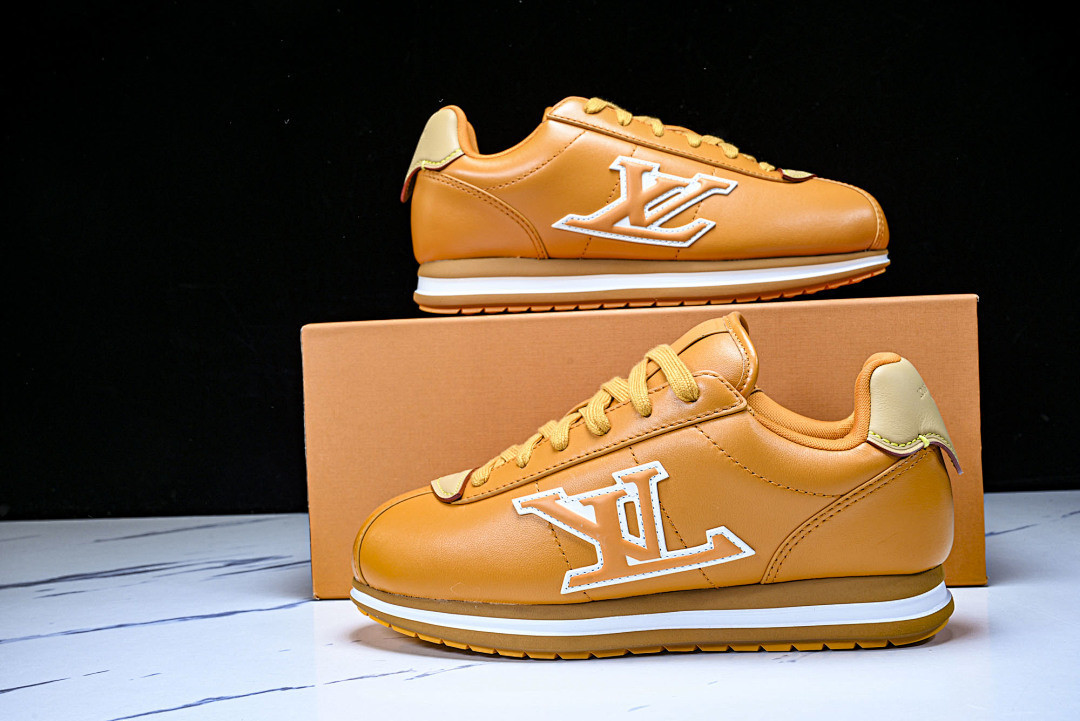 L*V Buttersoft Sneaker