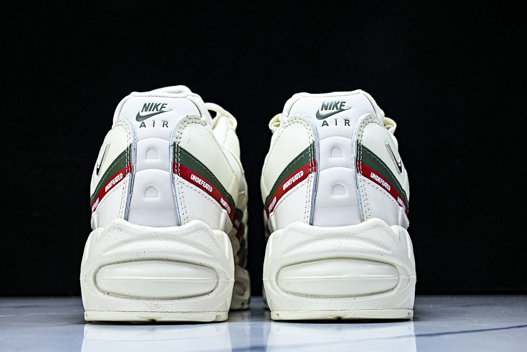 Undefeated x Nike Air Max 95 SP IB4453-100
