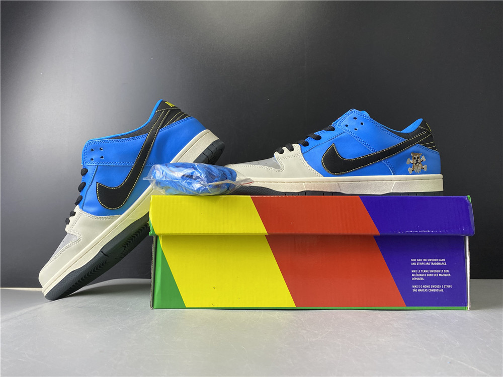 Instant Skateboard x Nike Dunk SB Low Blue Black White CZ5128-400