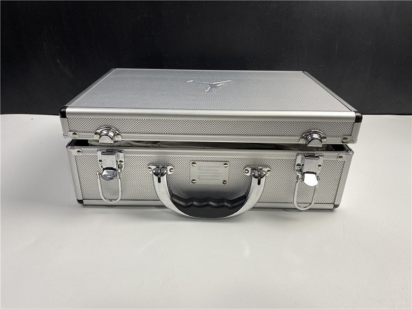 Air Jordan 1 High OG Japan ‘Neutral Grey’ DC1788-029