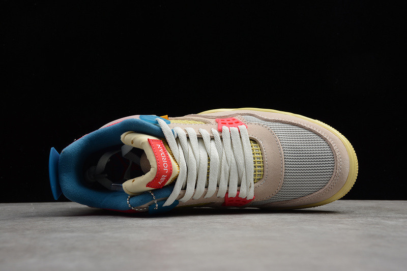 Air Jordan 4 Retro Union Guava Ice DC9533-800