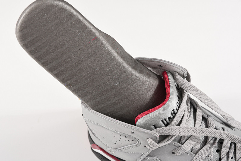 Air Jordan 7 “Reflective Cardinal” BV6281-006