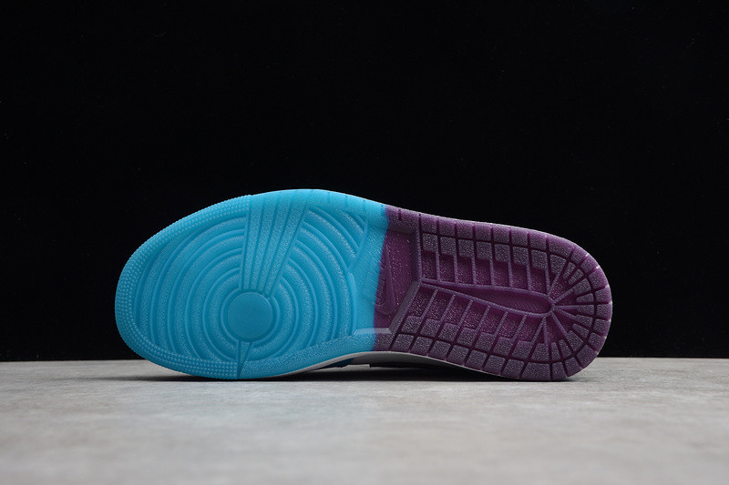 Air Jordan 1 Mid "Hornets " 554724-415