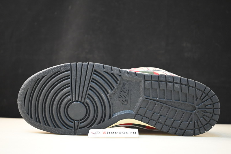 Nike SB Dunk Low Freddy Krueger 313170-202