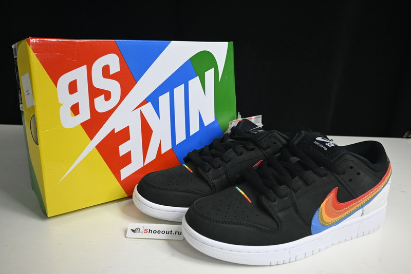 Polaroid x Nike SB Dunk Low DH7722-001