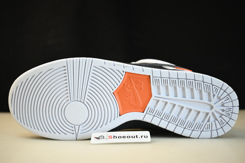 TIGHTBOOTH x Nike SB Dunk Low FD2629-100