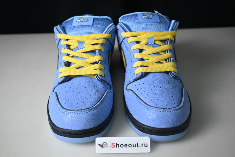 The Powerpuff Girls x Nike SB Dunk Low “Bubbles FZ8320-400
