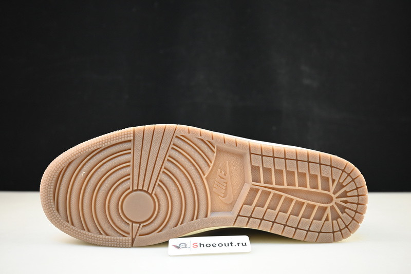 Jordan 1 Retro Low OG Zion Williamson Voodoo  DZ7292-200