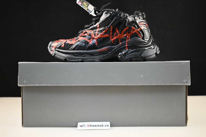 Ba*len*cia*ga runner 677403 w3rb1 0102