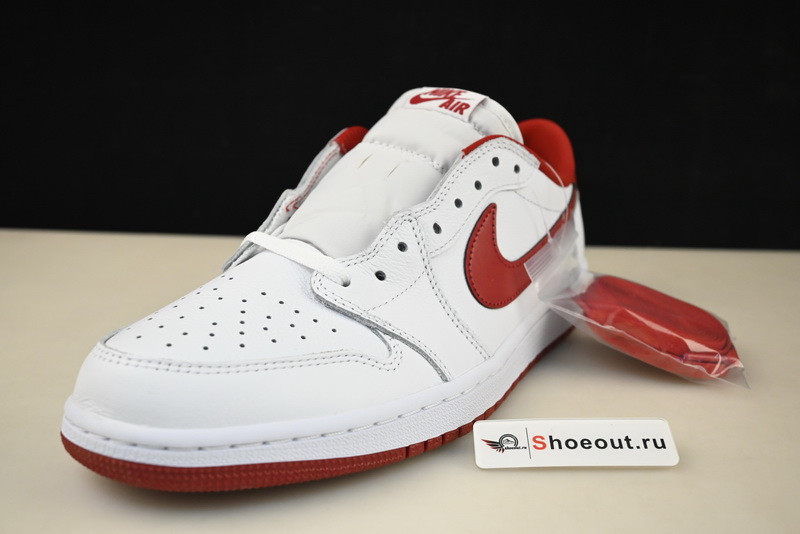 Air Jordan 1 Retro Low OG 705329-101