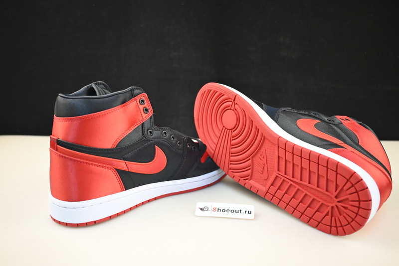 Air Jordan 1 High OG WMNS “Satin Bred” FD4810-061