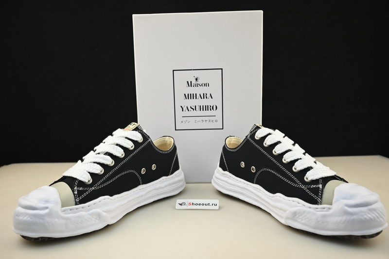 Ma*s*n mihara sneakers