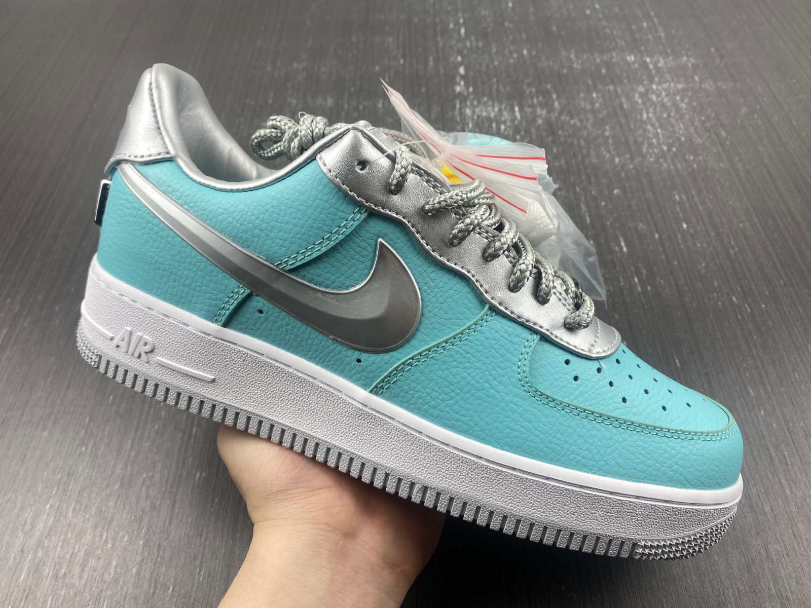 T*f*ny & co. x nike air force 1 low dz1382-003