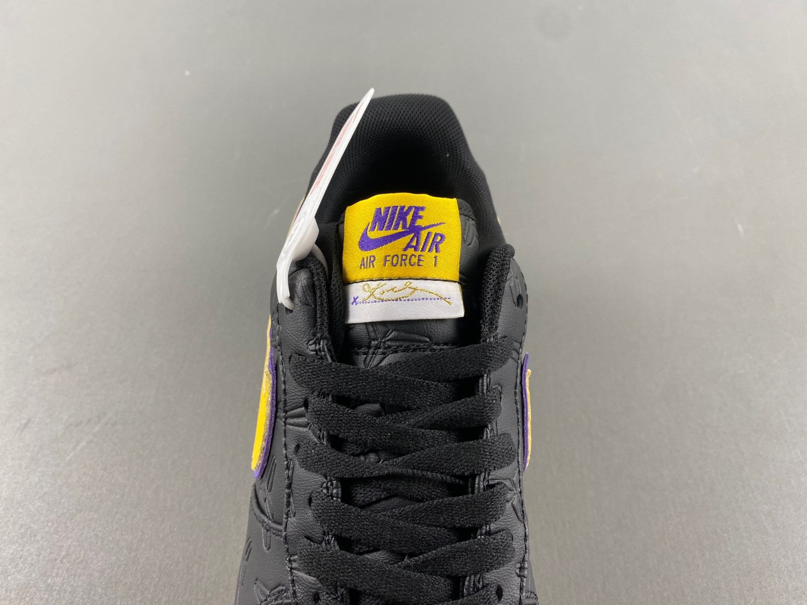 Kobe Bryant x Nike Air Force 1 Low HV5122-001