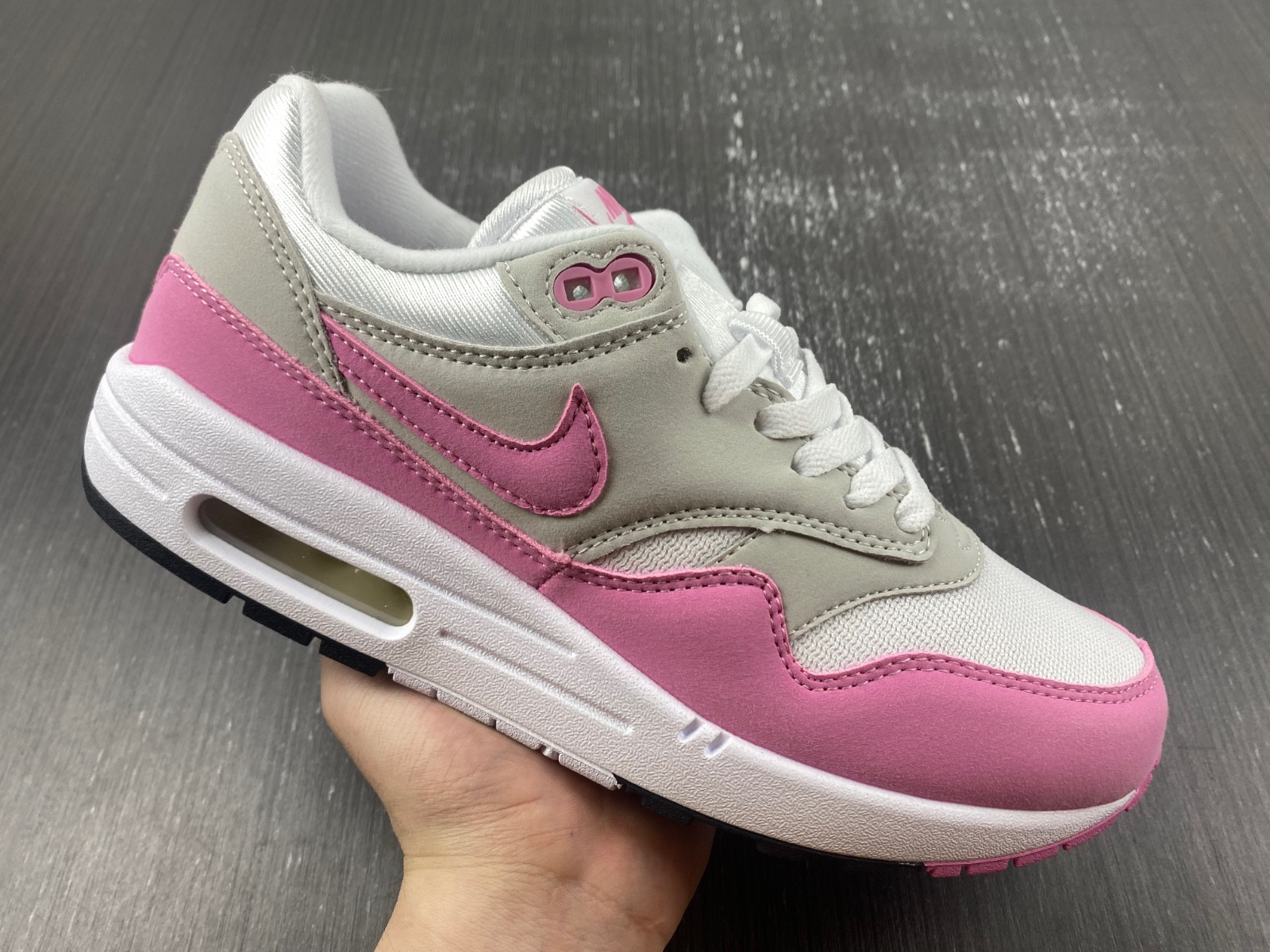 Nike Air Max 1 WMNS “Fuchsia Dream“ DZ2628-001