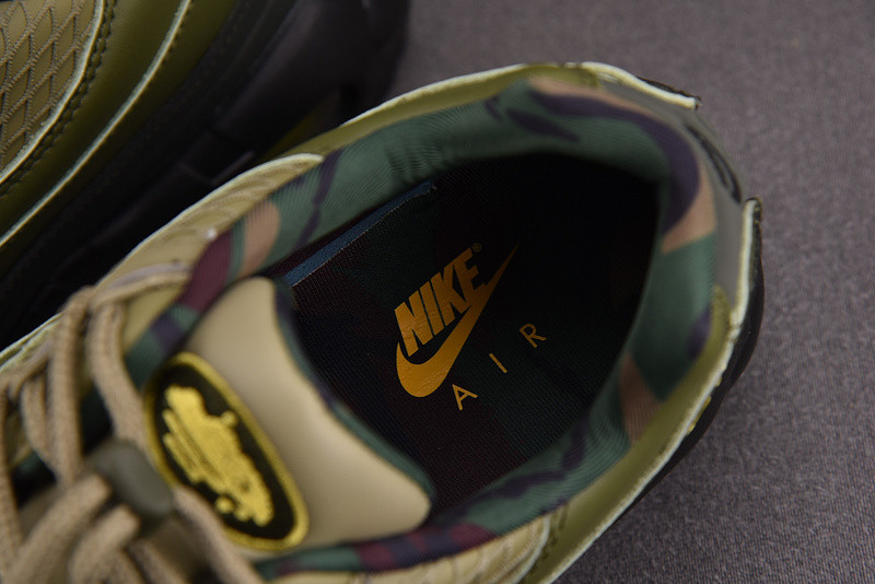 CORTEIZ x NK Air Max 95 FB2709-300