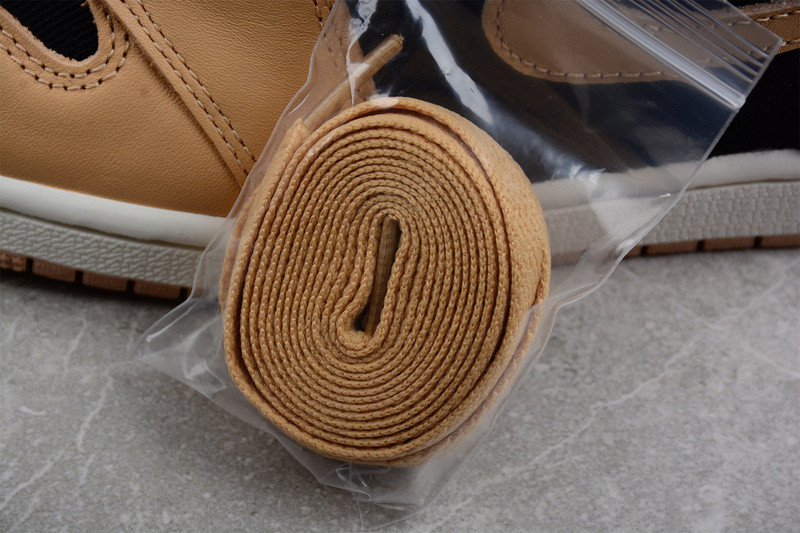 Air Jordan 1 High OG “Heirloom” 555088-202