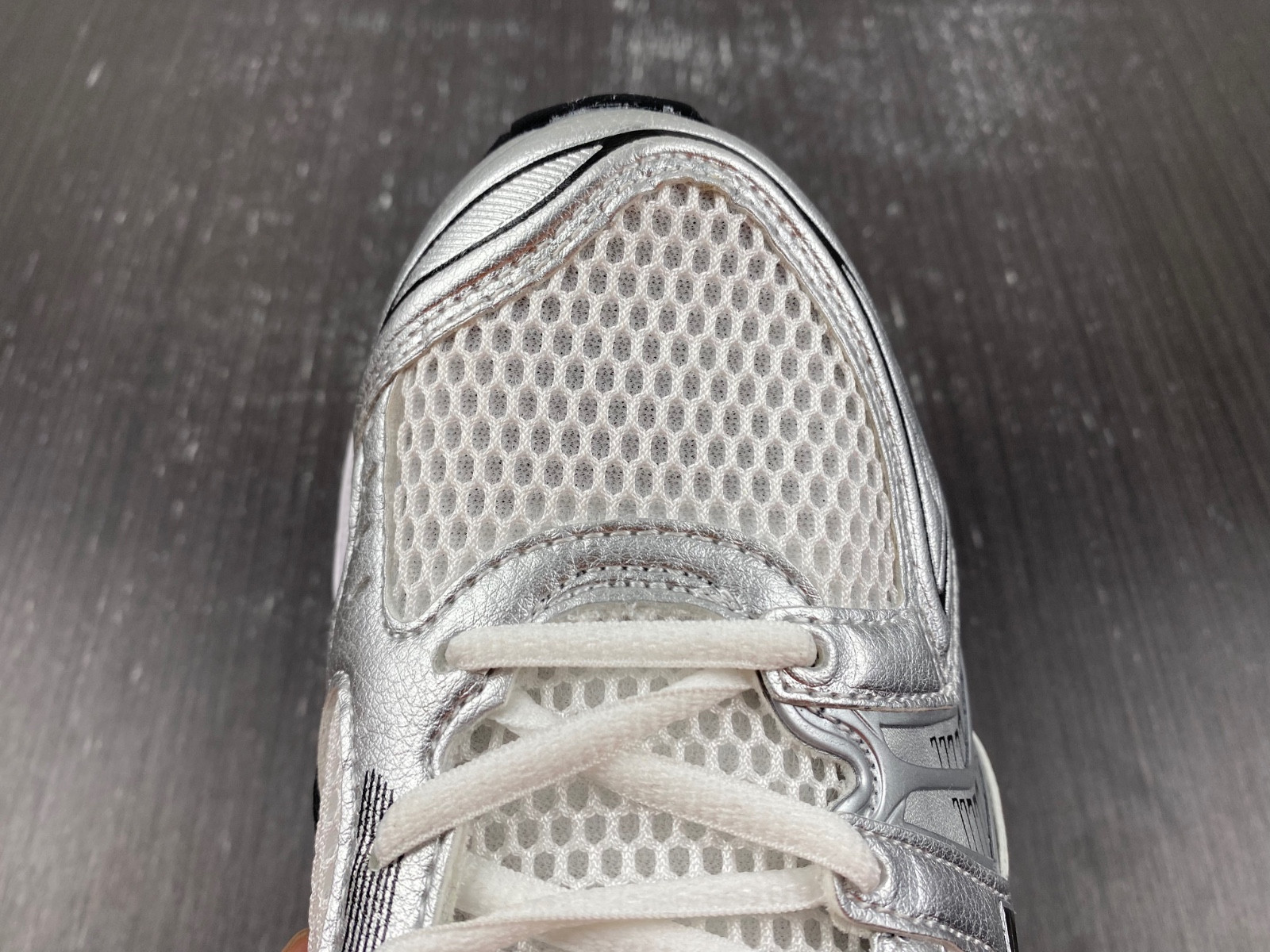 As*ic*s gel-kayano 14  1201a457-100