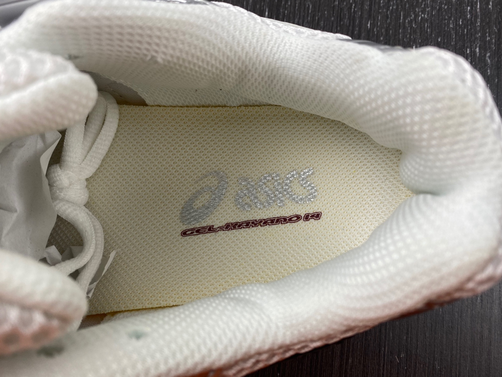 As*ic*s gel-kayano 14  1201a019-104