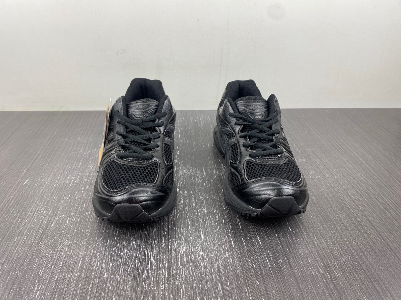 As*ic*s gel-kayano 14  1201a019-001