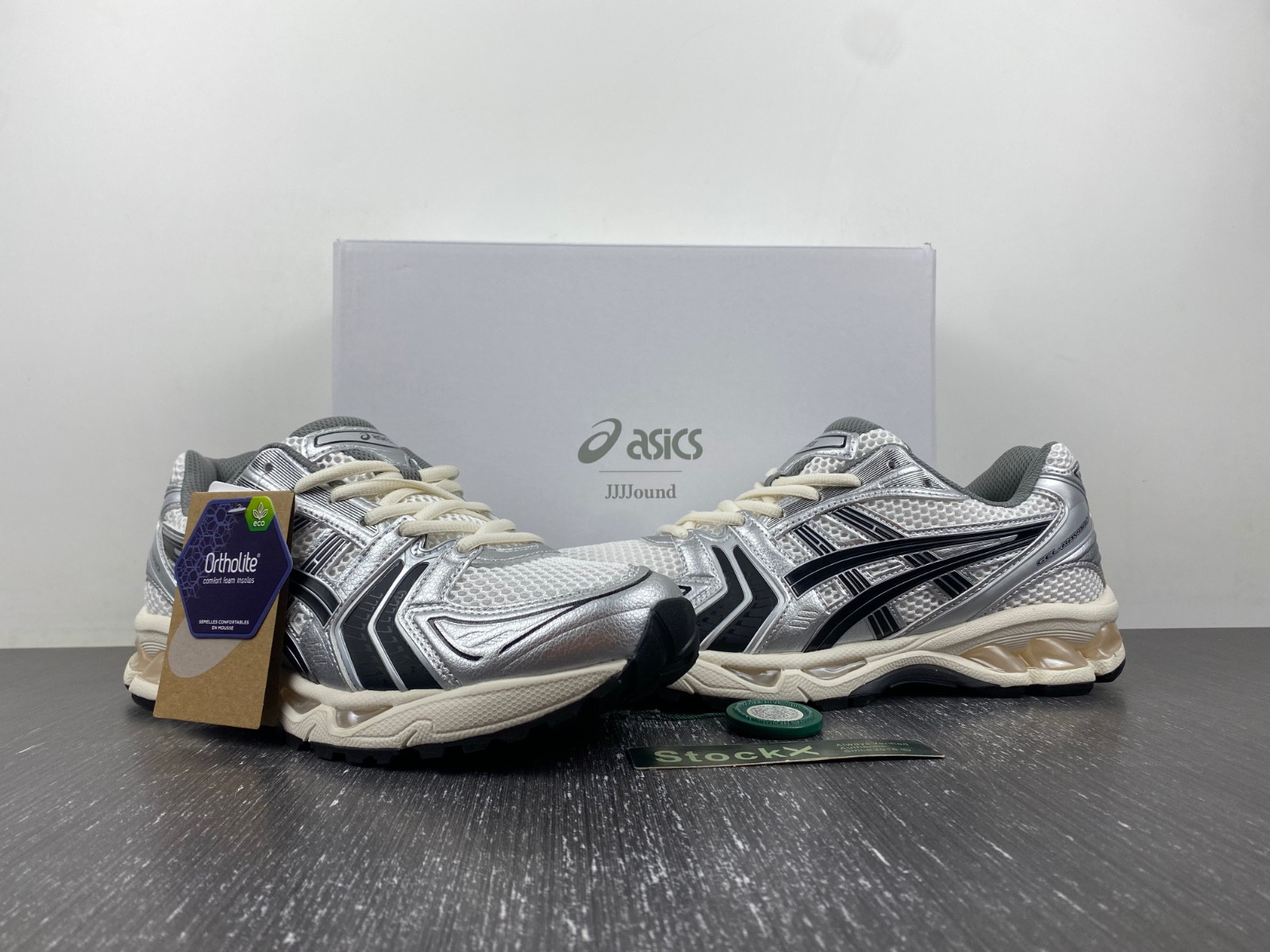 As*ic*s gel-kayano 14  1201a457-101