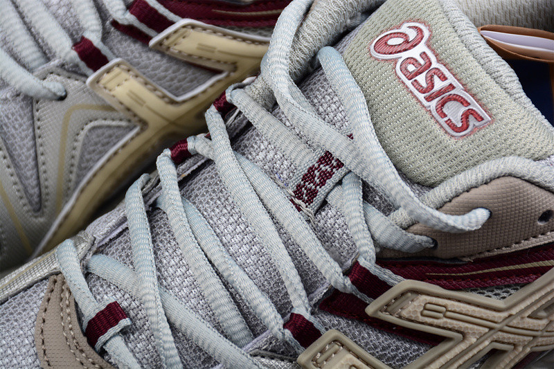 As*ic*s gel-kayano 14  1011b109-025