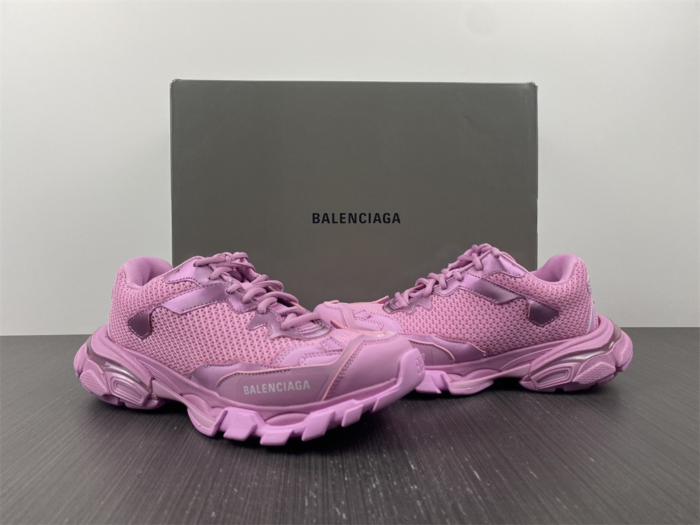 Ba*len*cia*ga track.3 sneaker in pink 700873w3rf15090