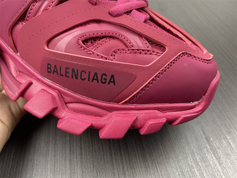 Balenciaga track 653813 W3CP3 5600