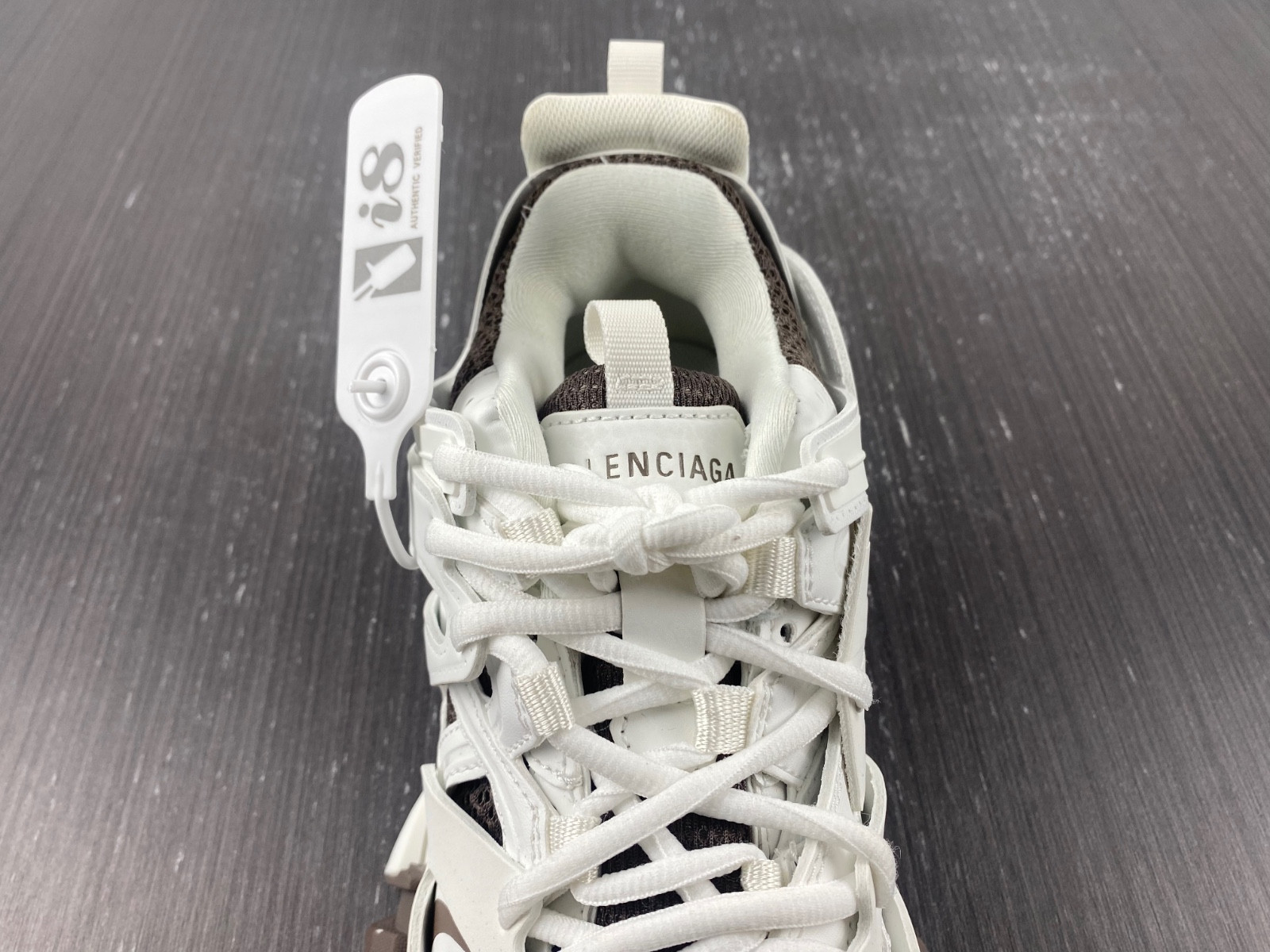 Ba*len*cia*ga track  542436 w3ac1 1897