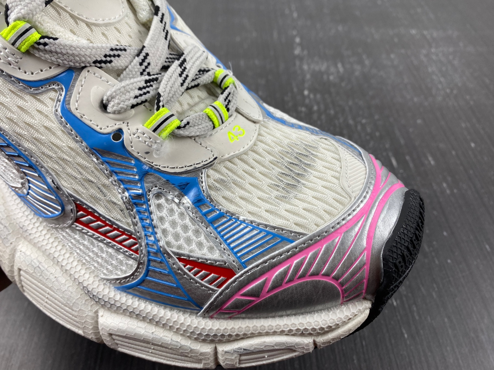 Ba*len*cia*ga 3xl  734733 w3xl5 9645