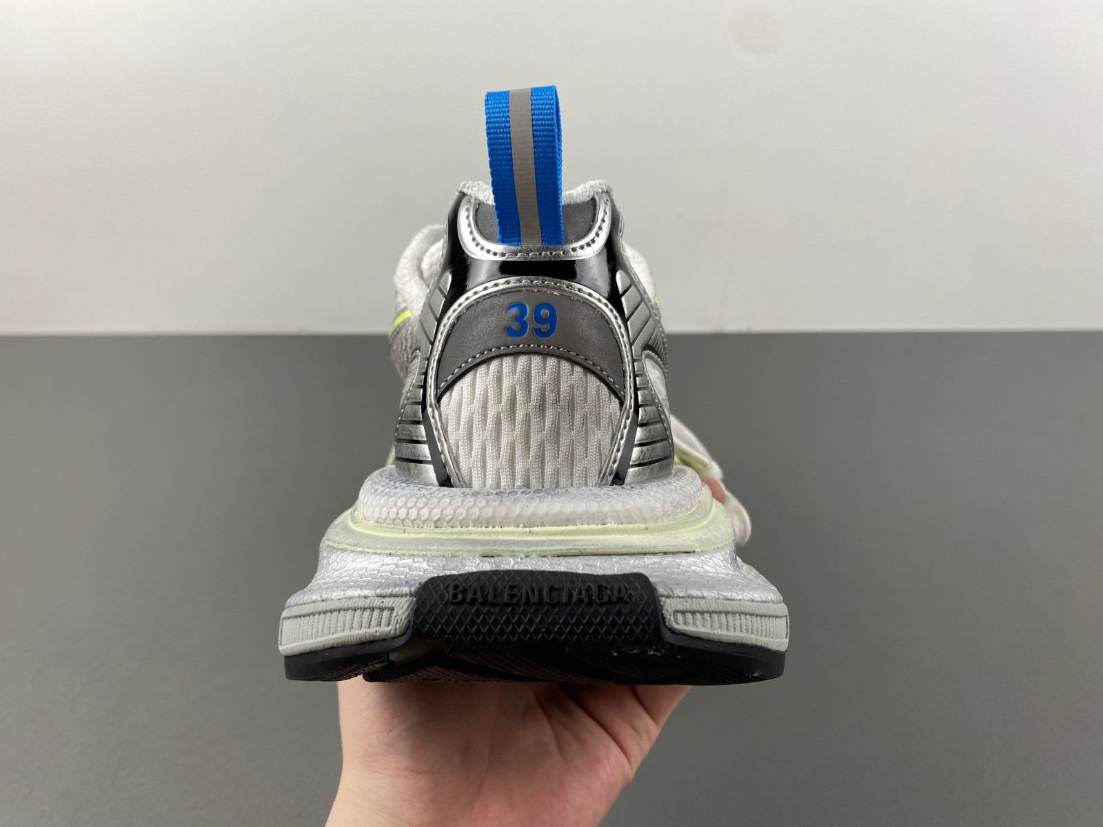 Ba*len*cia*ga phantom sneaker 734731 w3xl5 9074