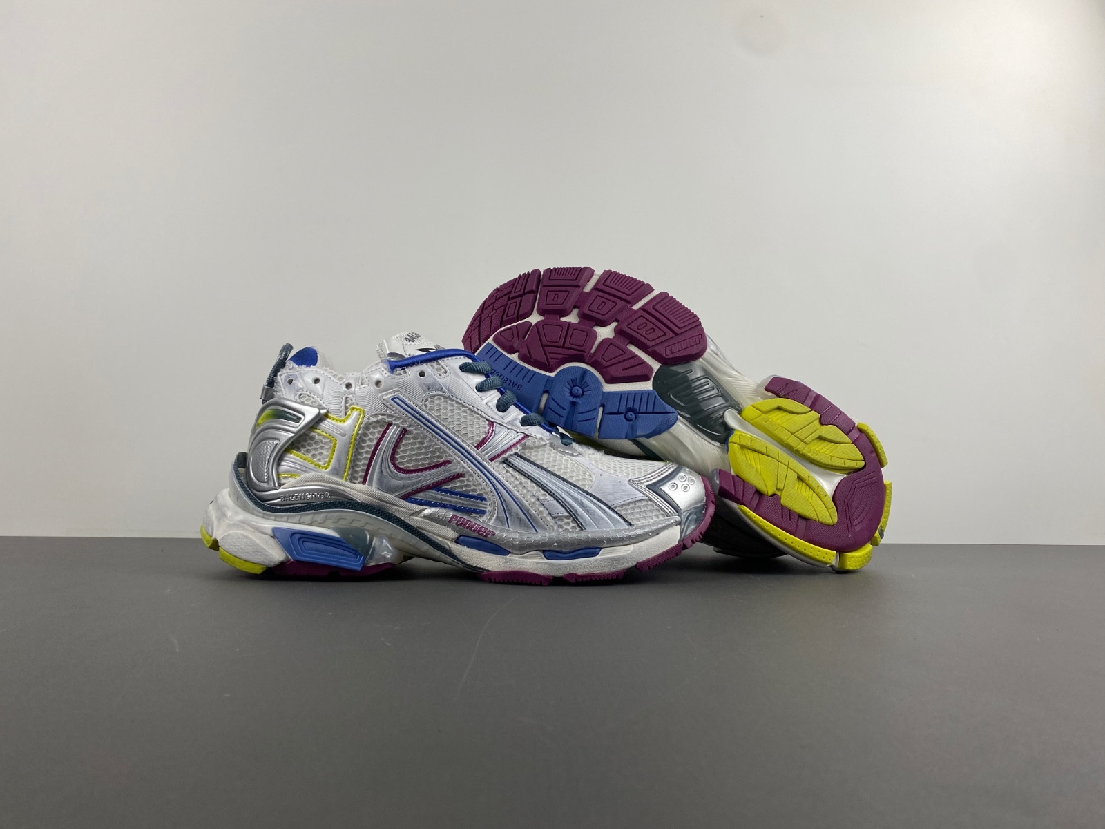 Ba*len*cia*ga runner 772774-w3rny-0328