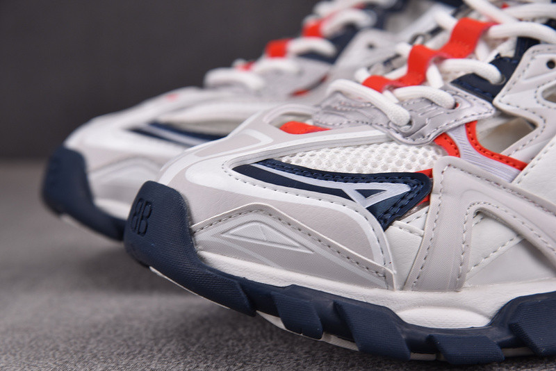 BLCG Track 2.0 568614-W3AE2-1248