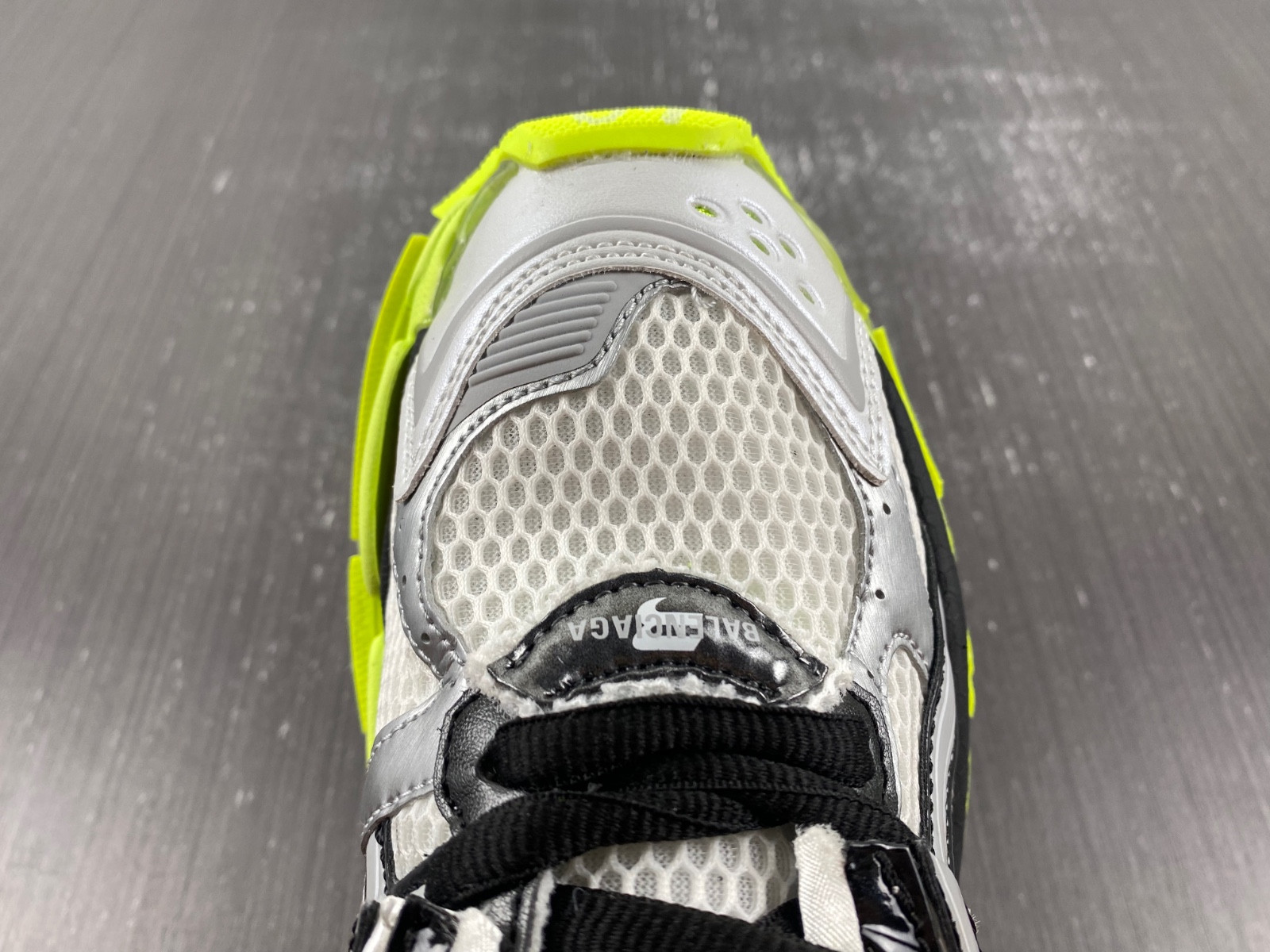 Ba*len*cia*ga runner 677403 w3rbp 1093