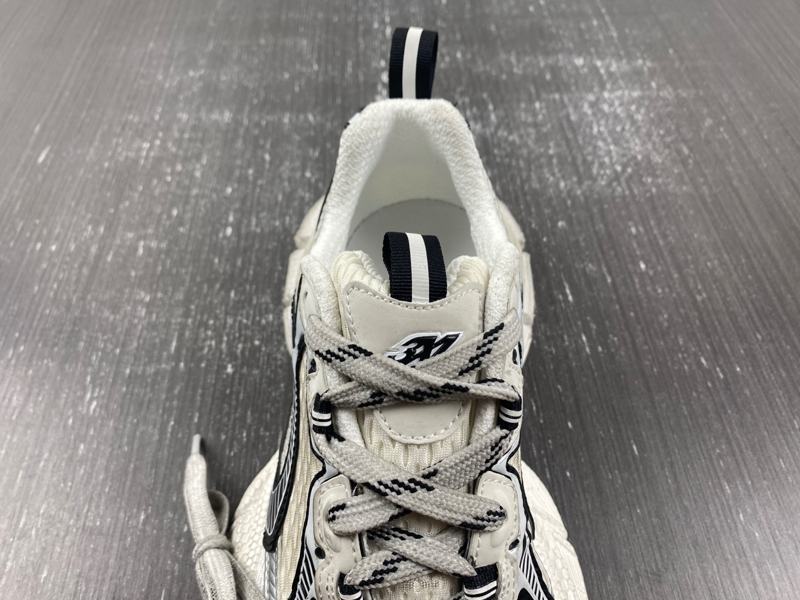 Ba*len*cia*ga 3xl  734731 w3xl4 9710